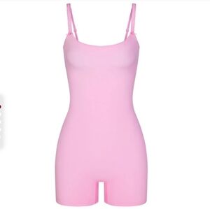 NEW SKIMS Pink Women's Bodysuit. SIZE S
